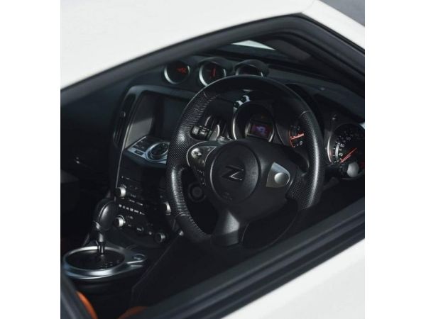 ขายรถ NISSAN Fairlady 370Z Luxury sport 2009 รถสภาพ บอดี้เดิมๆสวยมาก เครื่องยนต์ 3,700 cc ปลอดล็อคความเร็วให้เรียบร้อย สีขาวมุขเดิมโรงงาน ไม่มีชนหนัก ( เจ้าของขายเองดูแลอย่างดี ) รูปที่ 3